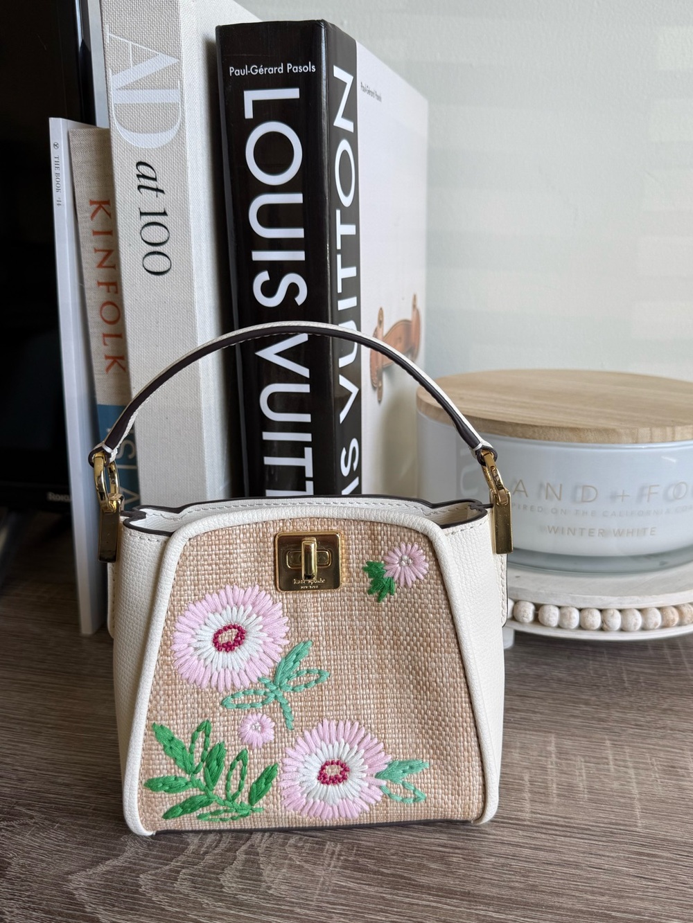NWOT Kate Spade White Floral Embroidered Top-Handle Women’s Bag